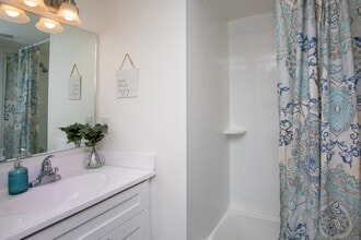 Altera 3100 in Tallahassee, FL - Building Photo - Interior Photo