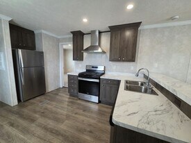 221 Cardinal Ln in Madison, WI - Building Photo