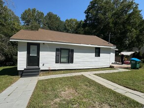 0000 Dallas Bessemer City Hwy in Bessemer City, NC - Building Photo - Building Photo