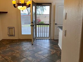 1126 E Pedro Rd in Phoenix, AZ - Building Photo - Building Photo