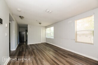 1162 W 26th St in Jacksonville, FL - Foto de edificio - Building Photo