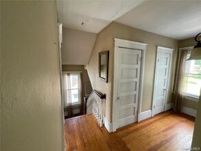21 Gladstone Ave in Walden, NY - Building Photo - Building Photo
