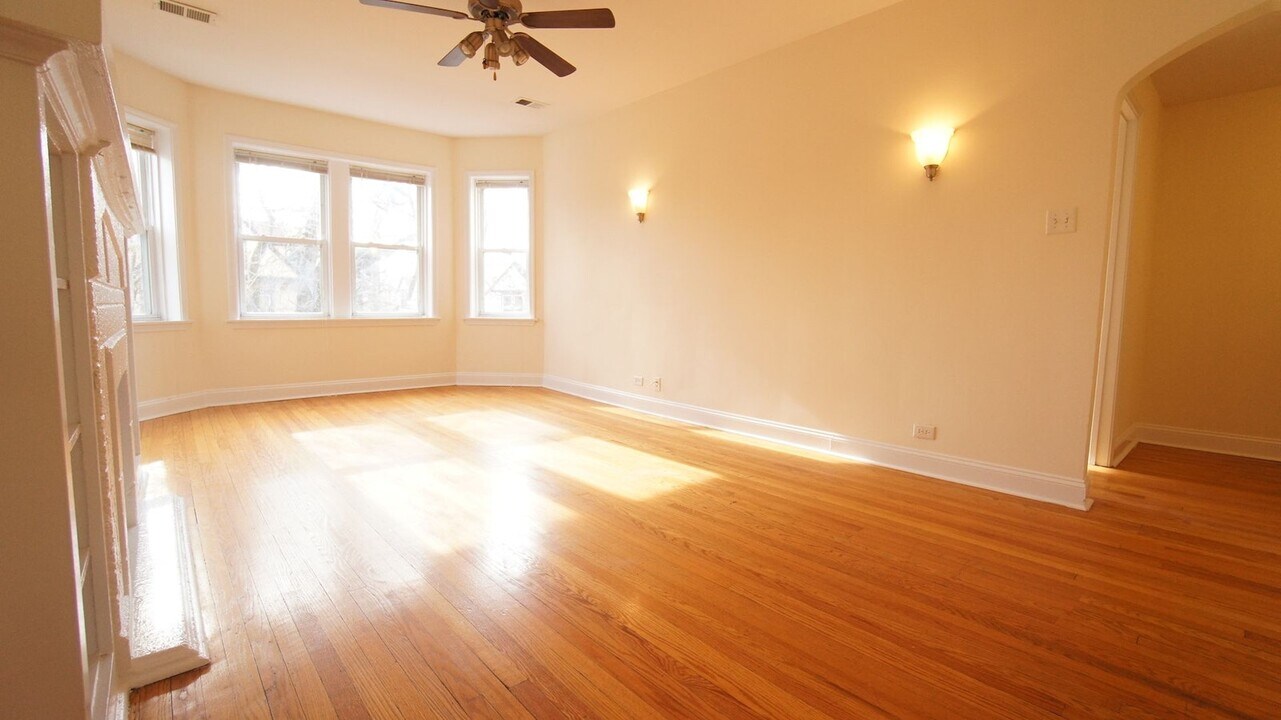 3428 W Parker Ave in Chicago, IL - Building Photo