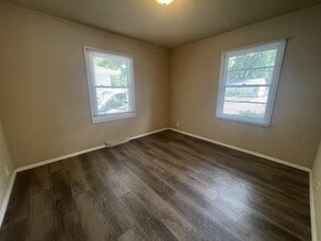 1012 Oakley Ave in Rockford, IL - Building Photo - Building Photo