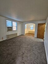 1029 Fanshawe St, Unit 2nd FLOOR in Philadelphia, PA - Building Photo