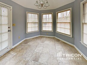 7057 Wind Run Way in Stone Mountain, GA - Building Photo - Building Photo