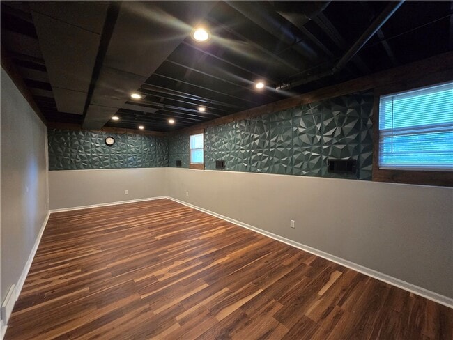 property at 9 Hepatica Ln