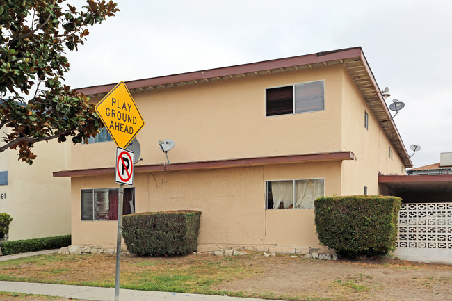 12701 Sunswept Ave in Garden Grove, CA - Foto de edificio - Building Photo