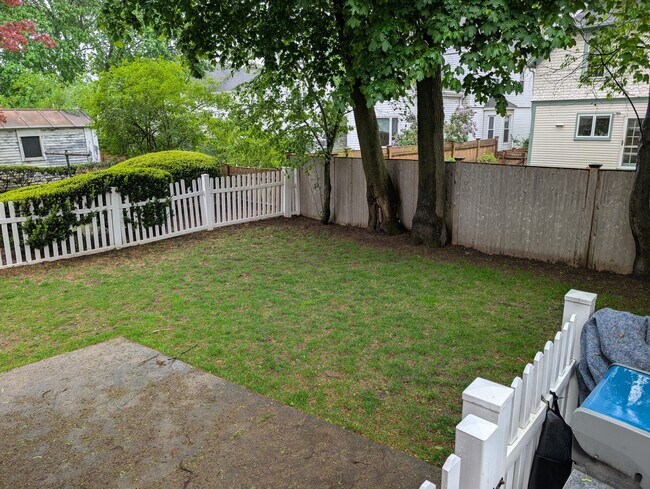 49 Adams St, Unit 2 in Medford, MA - Building Photo - Building Photo