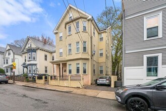 66 Mozart St in Boston, MA - Building Photo - Building Photo