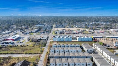 608 Thornton Rd in Houston, TX - Building Photo - Building Photo