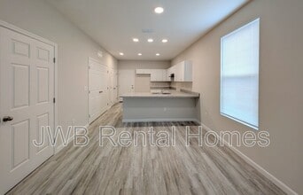 262 E 18th St in Jacksonville, FL - Building Photo - Building Photo