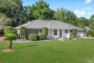 5828 Ibis Rd in Milton, FL - Building Photo