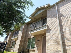 10066 Emnora Ln in Houston, TX - Building Photo - Building Photo