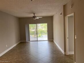1820 Florida Club Cir-Unit -2207 in Naples, FL - Building Photo - Building Photo