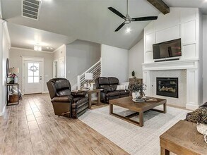 1391 Hickory Trl in Piedmont, OK - Building Photo - Building Photo
