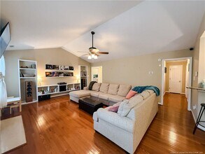 728 Fairbluff Dr in Hope Mills, NC - Building Photo - Building Photo