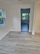 4355 Coleridge St, Unit 1st floor in Pittsburgh, PA - Building Photo - Building Photo