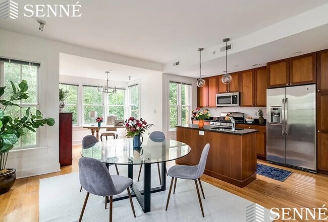 18 Whitney Ave in Cambridge, MA - Building Photo - Building Photo