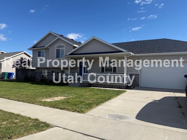 property at 550 E 400 S St