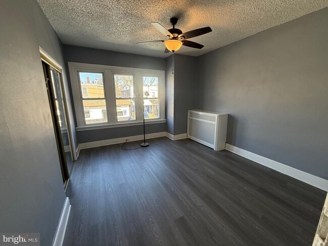 5052 Wayne Ave in Philadelphia, PA - Building Photo - Building Photo