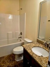 961 Grindstone Ln in Cantonment, FL - Foto de edificio - Building Photo