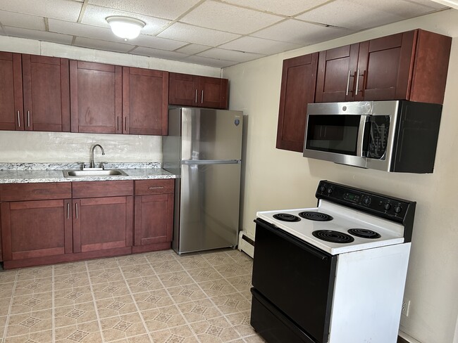 57 Frances St, Unit 2 in Kirkwood, NY - Building Photo - Building Photo