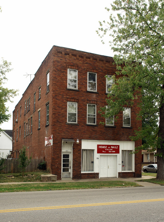 701 8th Ave in Huntington, WV - Building Photo