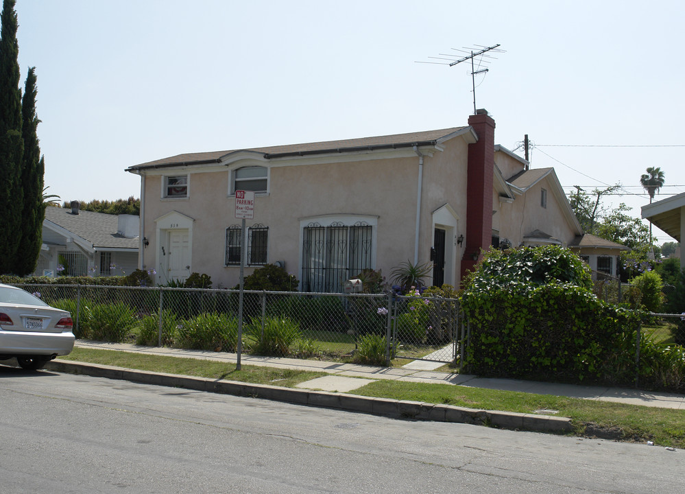 517 N St Andrews Pl in Los Angeles, CA - Building Photo