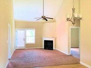 925 Erika Ln in Grovetown, GA - Building Photo - Building Photo