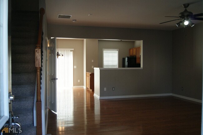 2754 Deerwood Ln in Atlanta, GA - Building Photo - Building Photo