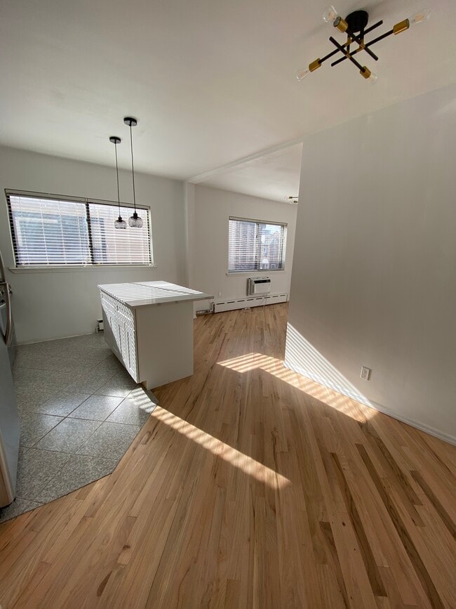 2249 37th St, Unit 2A