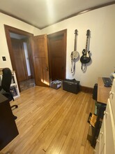 319 E Montana St, Unit 319 in Milwaukee, WI - Foto de edificio - Building Photo
