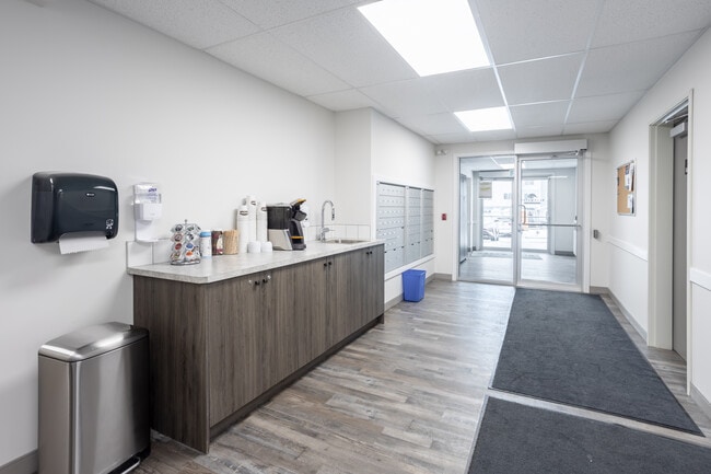 BlueWater Apartments South in Sylvan Lake, AB - Building Photo - Lobby