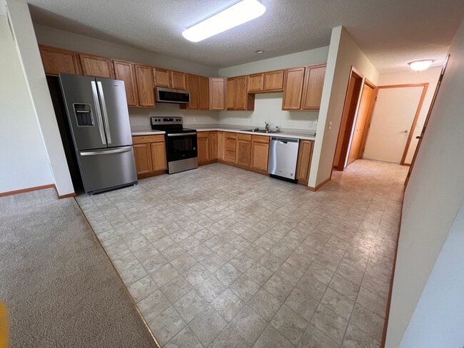 property at 309 Williamsburg Pl