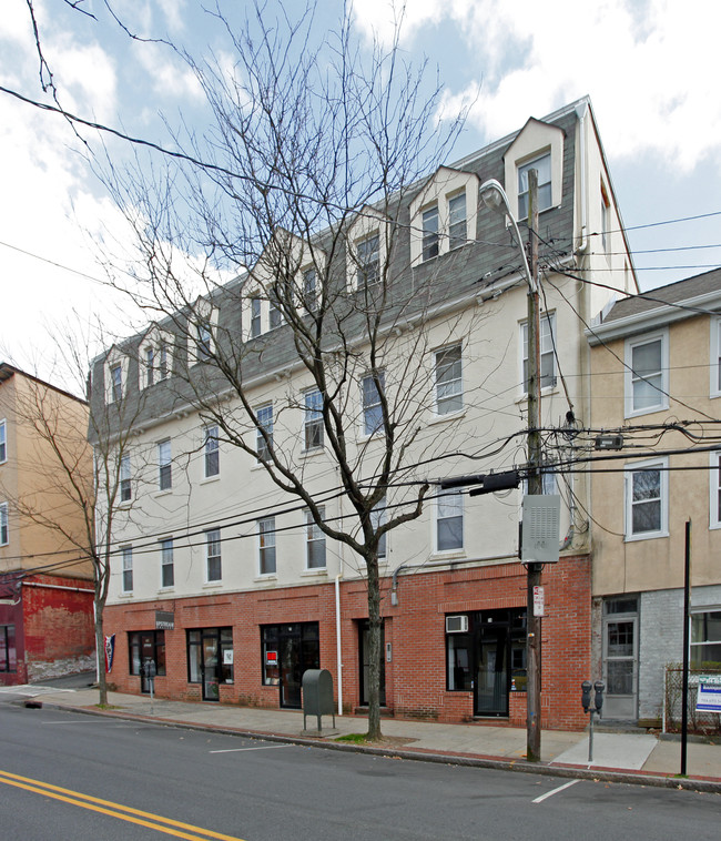 24-26 Main St in Dobbs Ferry, NY - Building Photo - Building Photo