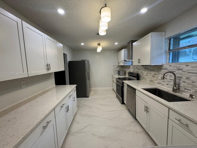 property at 1651 Van Buren St