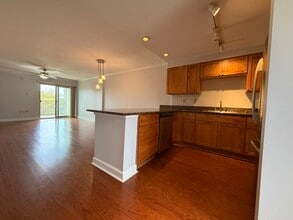 3915 Saint Charles Ave, Unit 604 in New Orleans, LA - Building Photo - Building Photo