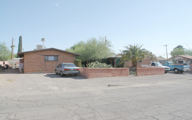 2508 E Seneca St in Tucson, AZ - Foto de edificio - Building Photo