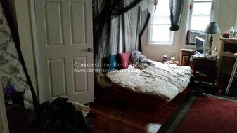 314 Centre St, Unit 3 in Boston, MA - Building Photo
