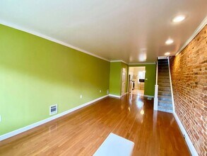 305 S Lehigh St in Baltimore, MD - Building Photo - Building Photo