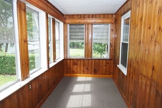 20 Bolton Pl in Bridgewater, MA - Foto de edificio - Building Photo