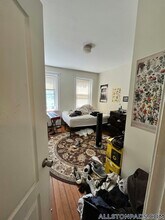 1130 Commonwealth Ave in Boston, MA - Foto de edificio - Building Photo