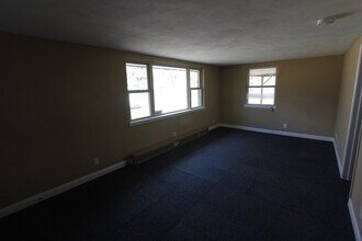 1618 E Hendryx Pl in Peoria, IL - Building Photo - Building Photo