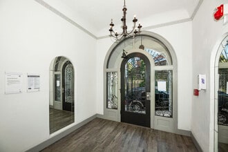 390 Liberty in San Francisco, CA - Building Photo - Building Photo