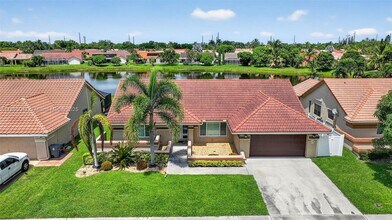 9505 Majestic Way in Boynton Beach, FL - Building Photo - Building Photo