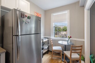 988 Memorial Dr, Unit 485 in Cambridge, MA - Building Photo - Building Photo