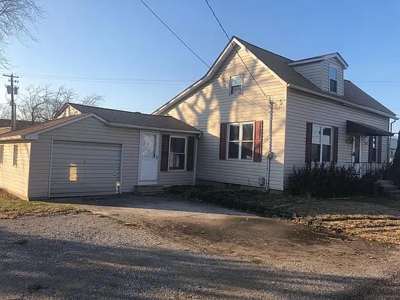 401 N Lucas St in Maryville, IL - Building Photo - Building Photo
