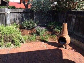 2514 Overhill Ln in Davis, CA - Building Photo - Building Photo