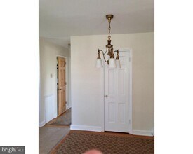 214 Grayling Ave in Narberth, PA - Building Photo - Building Photo